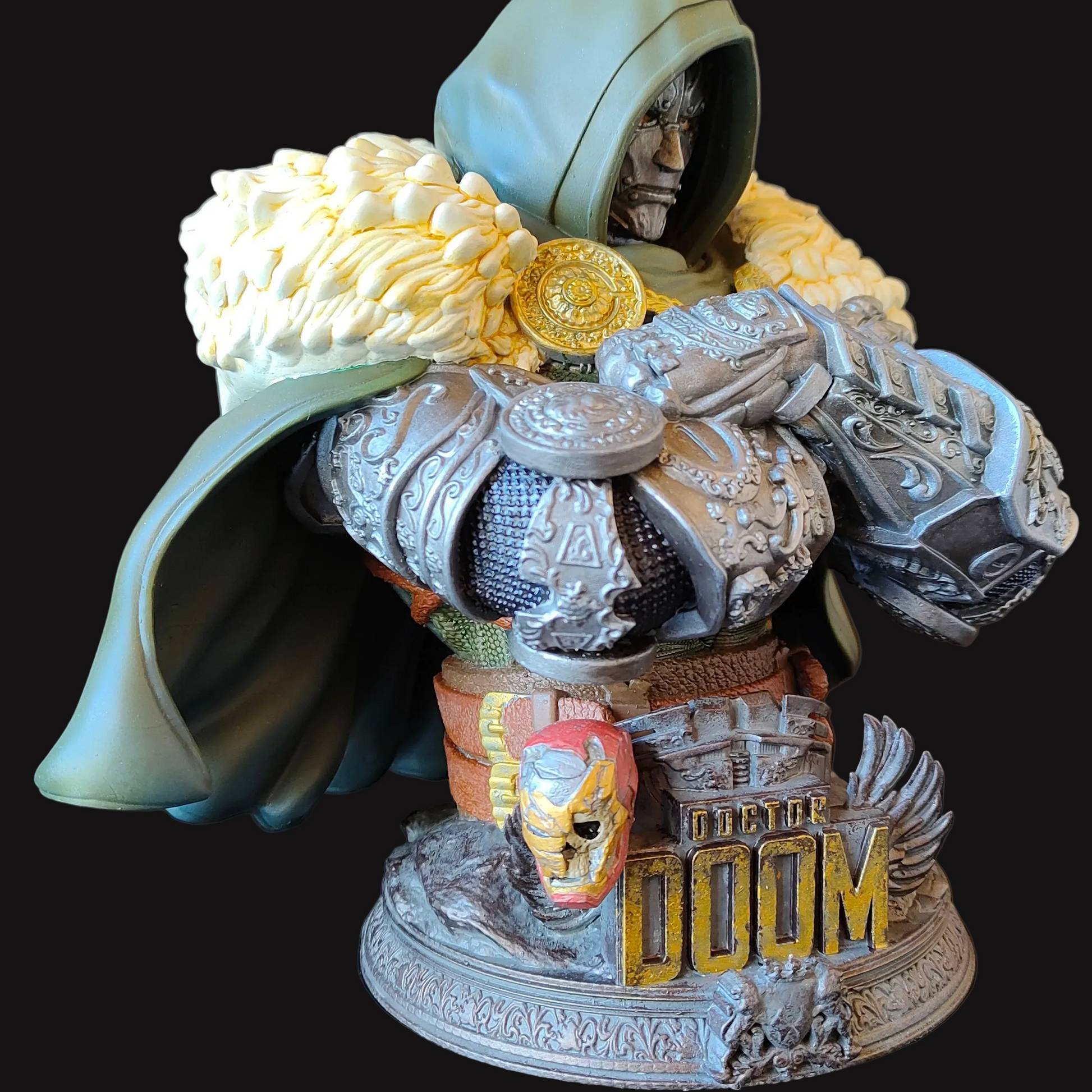 "Doctor Doom handmade resin statue side view - Hero Craft 3D"