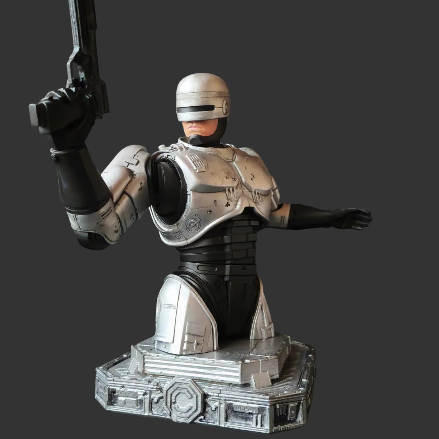 "Robocop handmade resin statue - Hero Craft 3D"