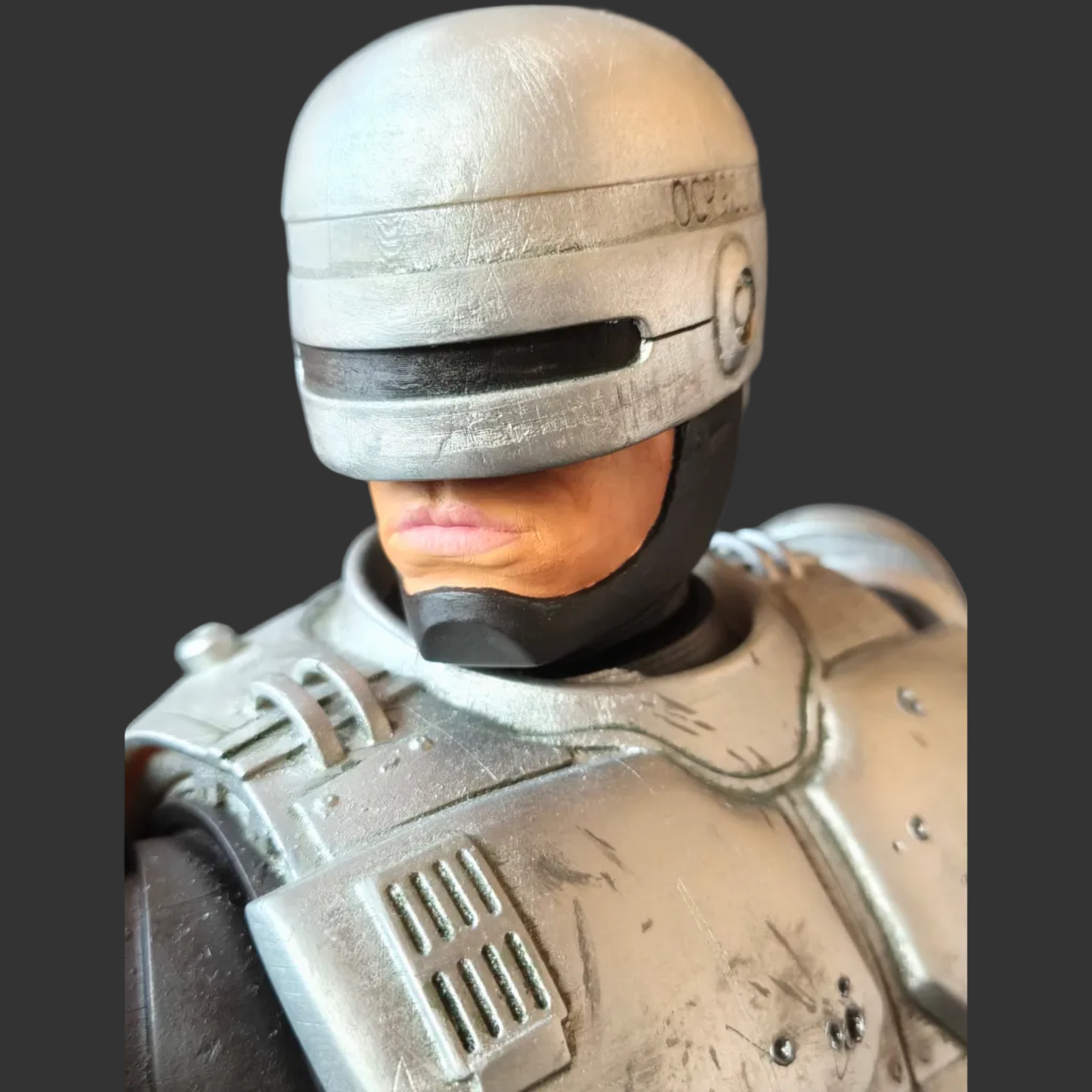 "Robocop handmade resin statue front view - Hero Craft 3D"
