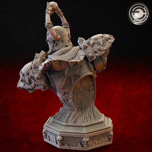 Lord Bortak busto guerriero orco in resina - vista laterale sinistra con mazza no painting